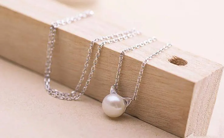 925 Sterling Silver overlay, Imitation Pearl Cat Necklace