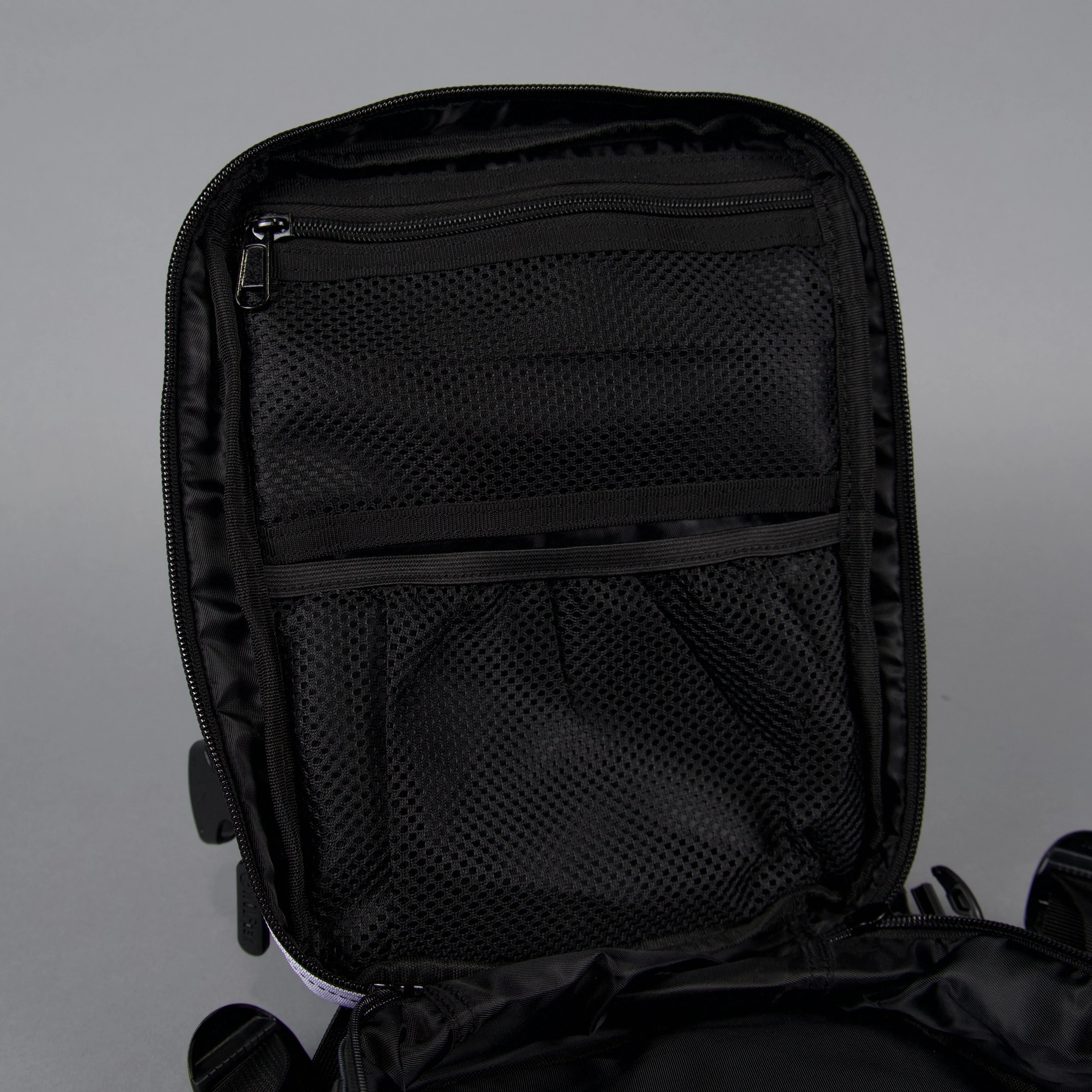 9L Backpack Mini Achromatic