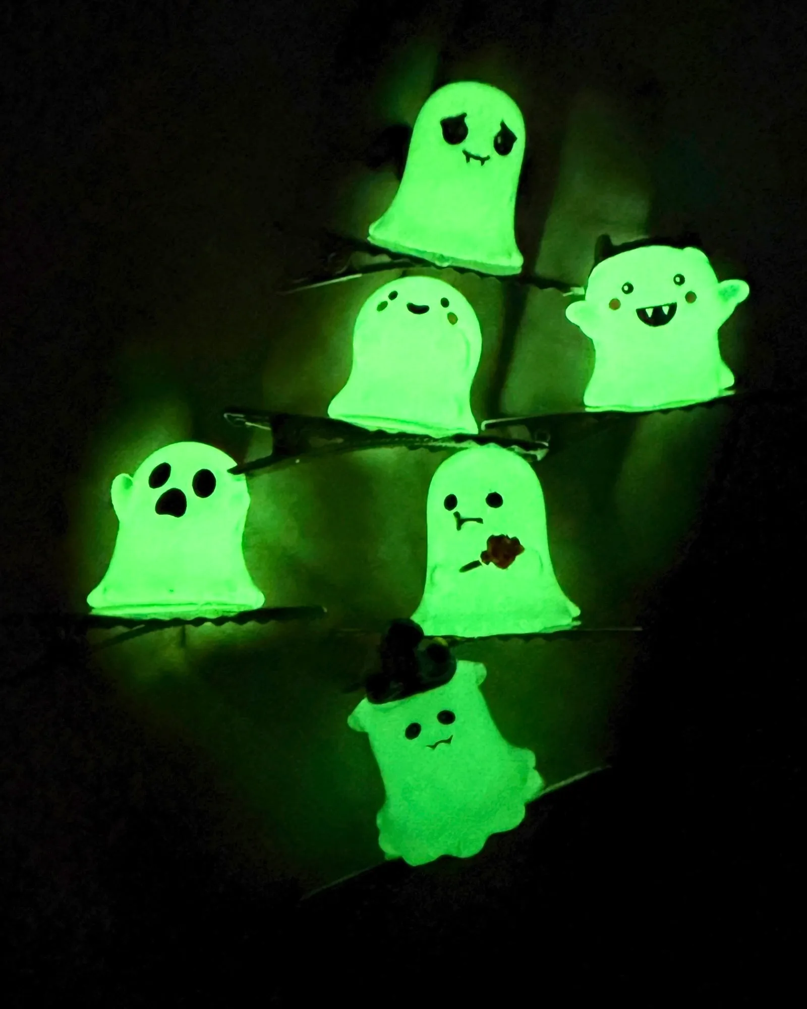 Halloween Glow In The Dark Ghost Clips 6-PC Set