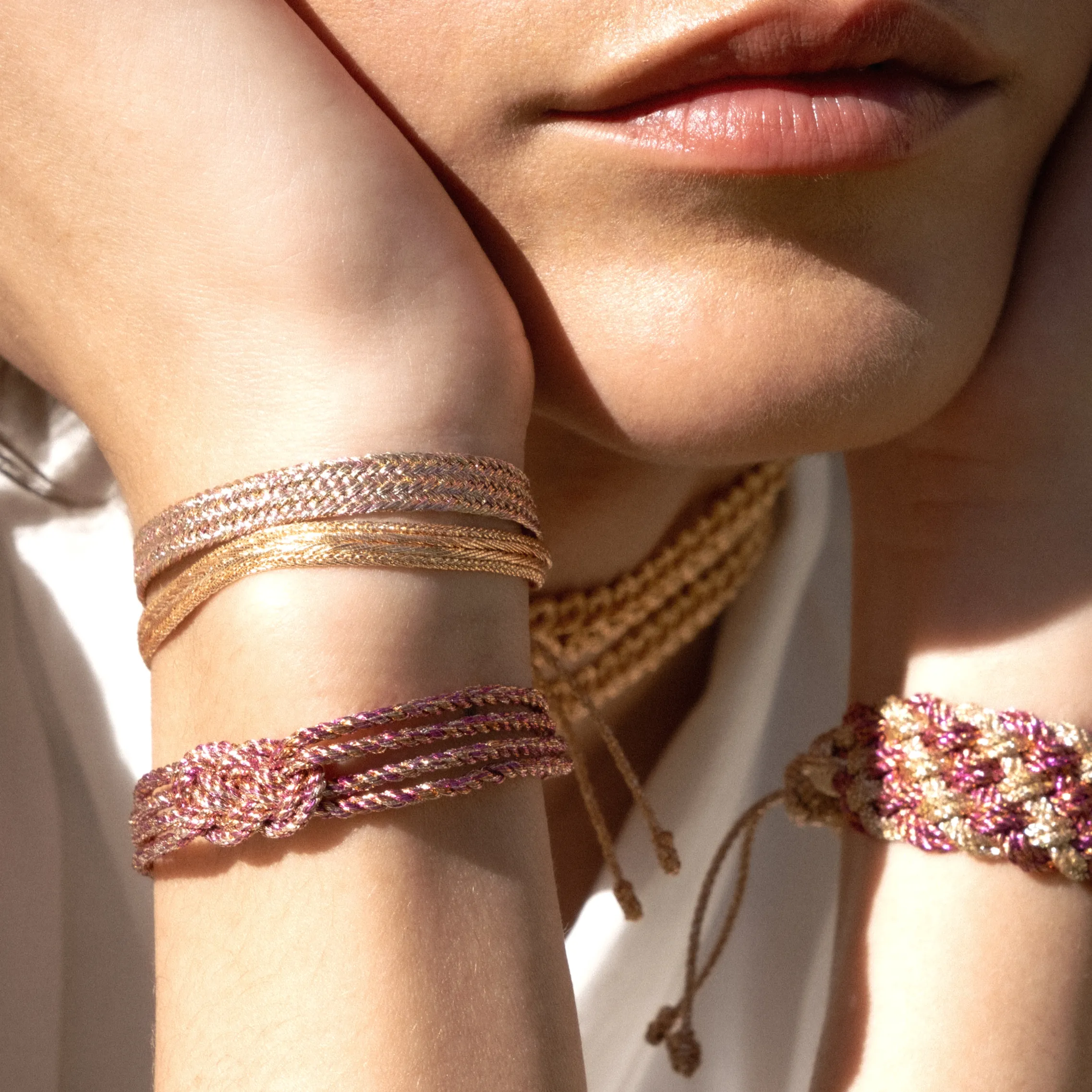 Knot n°1 Bracelet in Rose Gold Pink