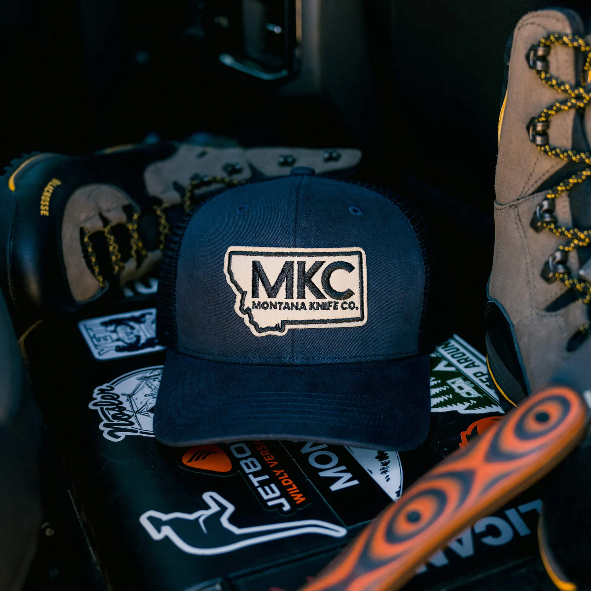 MKC EMBROIDERED FELT PATCH SNAPBACK - NAVY