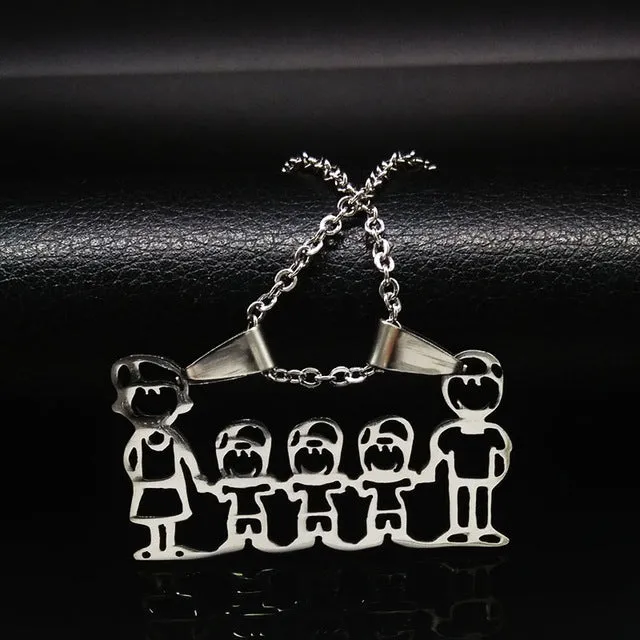 Stainless Steel Necklace Mama Family Necklaces Jewelry Silver Color Love Boy Girl Pendant Choker Necklace Women Gift N2201