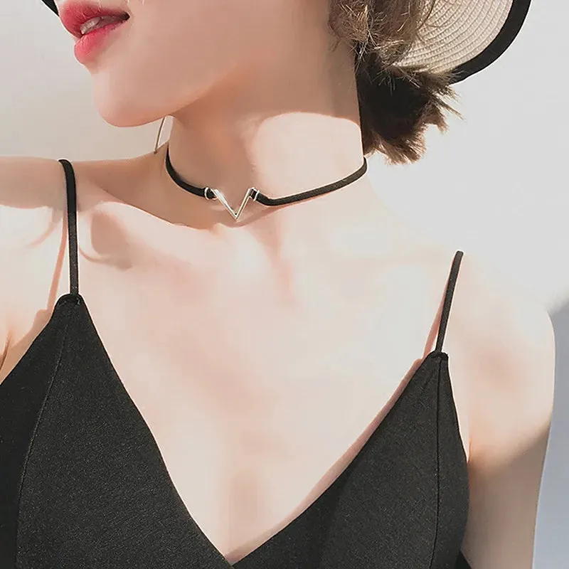 V Chokers For Mujer New Bijoux Jewelry Velvet Gift Hot Collares Leather Women Letter Shape Necklace